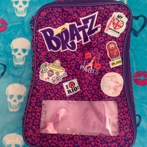 Bratz mini travel rolling suitcase